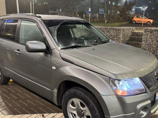 Suzuki Grand Vitara foto 2