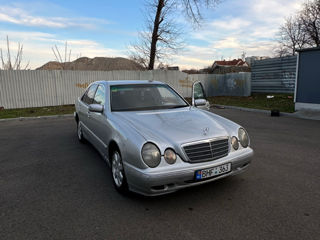 Mercedes E-Class