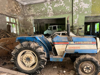 Vând tractor Mitubisi 28 cai putere