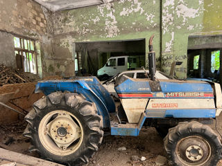 Vând tractor Mitubisi 28 cai putere foto 1