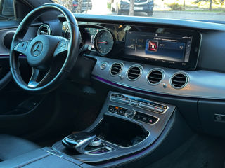 Mercedes E-Class foto 10