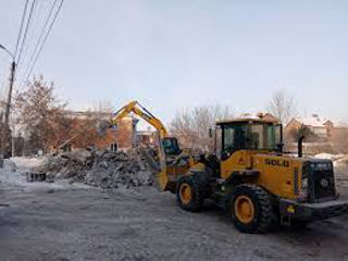 Servicii excavator incarcator buldozer lucrări de demolare constructii terasament excavare nivelare. foto 3