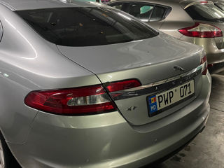 Jaguar XF foto 3