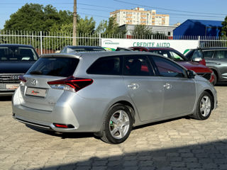 Toyota Auris foto 3