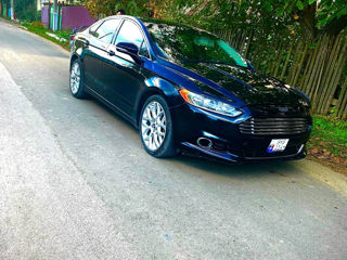 Ford Fusion foto 1