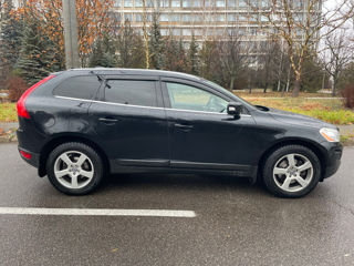 Volvo XC60 foto 2