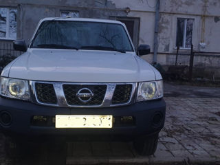 Nissan Patrol foto 3