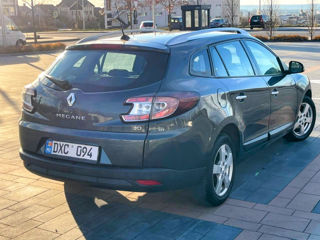 Renault Megane foto 2