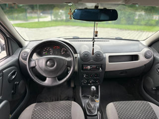 Dacia Logan foto 6