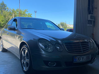 Mercedes E-Class foto 6