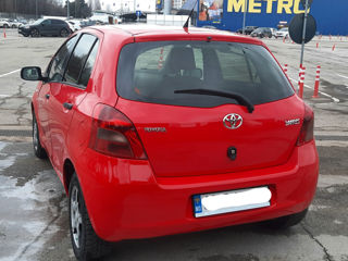 Toyota Yaris foto 3