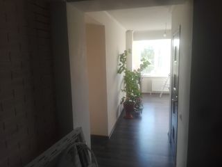 Apartament ,2 camere,58,2 m Bubuieci cu reparatie foto 1