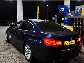 BMW 5 Series foto 3