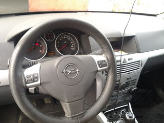 Opel Astra foto 10