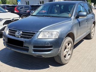 Volkswagen Touareg foto 1