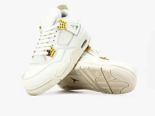 Nike Air Jordan 4 Retro Metallic Gold foto 8