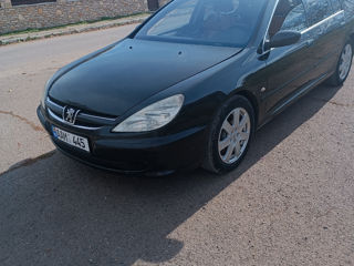 Peugeot 607