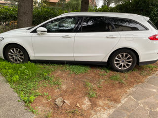 Ford Mondeo foto 2