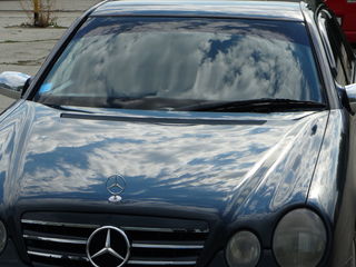 Mercedes E Class foto 2