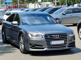 Audi A8 foto 4