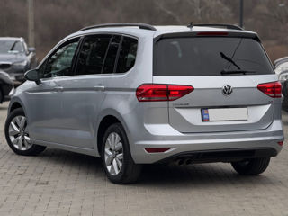 Volkswagen Touran foto 5