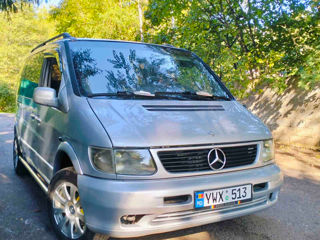 Mercedes V-Class