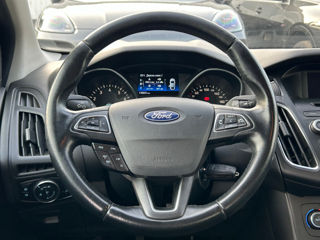 Ford Focus foto 12