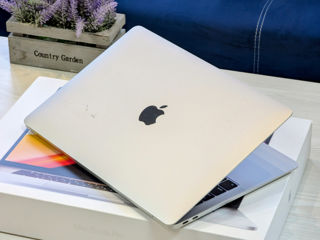 MacBook Air Retina 2019 (Core i5 8210Y/8Gb Ram/128Gb SSD/UHD Graphics/13.3" Retina) foto 8