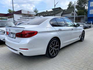 BMW 5 Series foto 3