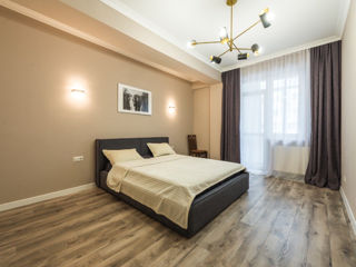 Apartament cu 3 camere, 84 m², Centru, Chișinău