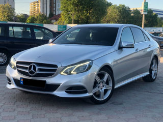 Mercedes E-Class foto 1