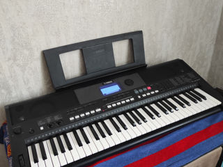 Vind yamaha psr e433 in stare excelentă 200€ фото 3