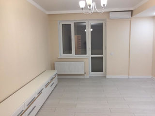 Apartament cu 3 camere, 105 m², Centru, Comrat foto 3