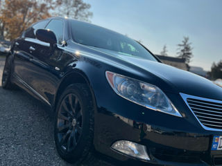 Lexus LS Series foto 4