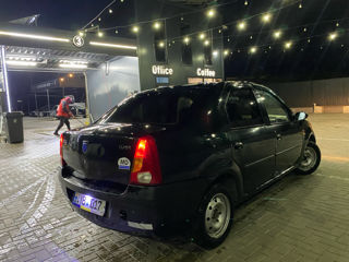 Dacia Logan foto 9