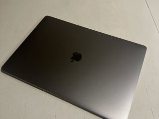 MacBook Pro (15-inch, 2017) foto 2