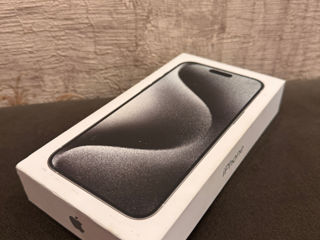 iPhone 15 Pro Max  256 GB