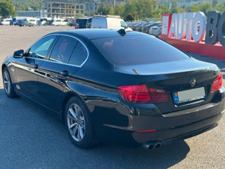 BMW 5 Series foto 7