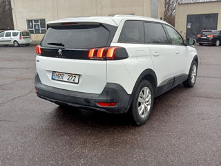 Peugeot 5008 foto 4