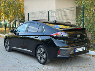 Hyundai ioniq foto 3