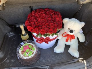 Surprize la usa ta. Primim comenzi de peste hotare!