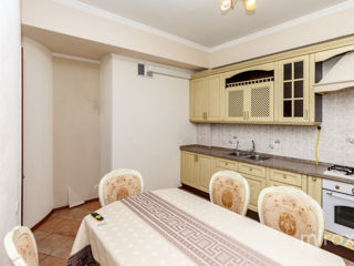Apartament cu 2 camere, 80 m², Botanica, Chișinău foto 6