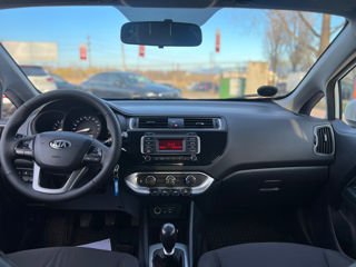 KIA Rio foto 17