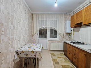 Apartament cu 2 camere, 62 m², Buiucani, Chișinău foto 6