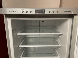 Холодильник Samsung foto 5