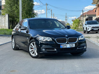 BMW 5 Series foto 3