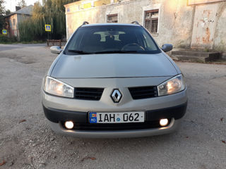 Renault Megane foto 2