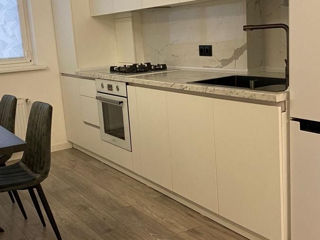 Apartament cu 2 camere, 68 m², Centru, Chișinău foto 7