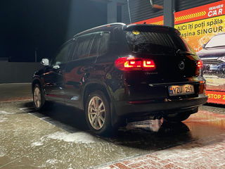 Volkswagen Tiguan foto 3