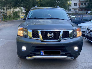 Nissan Armada foto 1